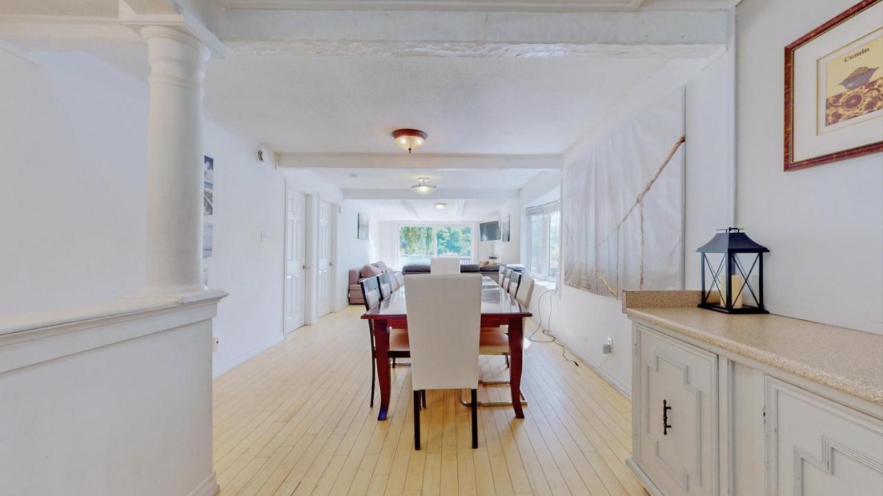Main Beach River Retreat - Wasaga Beach 1 - Main Strip - 95 Mosley St エクステリア 写真