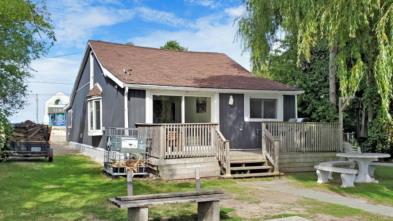 Main Beach River Retreat - Wasaga Beach 1 - Main Strip - 95 Mosley St エクステリア 写真